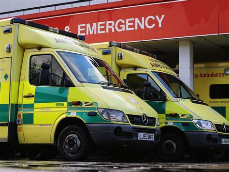 ambulance chasing lawyers blamed  nuisance calls hit   day