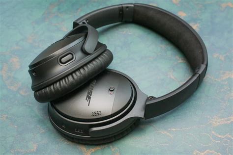bose quietcomfort  ii review   excellent headphones   touch  cnet