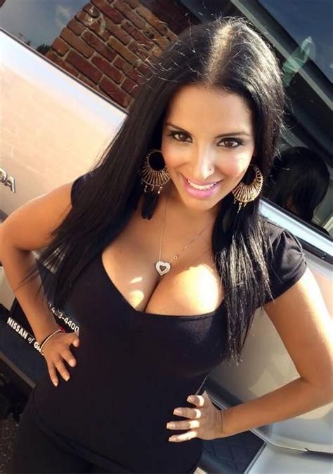 tehmeena afzal tumblr beautiful latina beauty women classy women