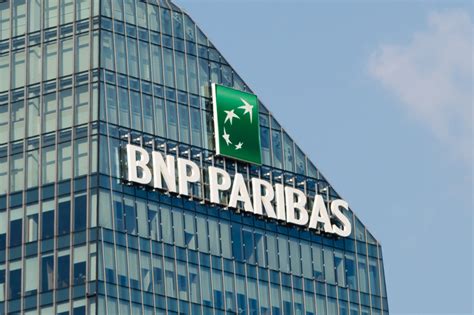 frances largest bank bnp paribas loses  million due  traders pre vacation snafu
