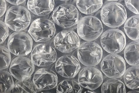 totally unexpected ways   bubble wrap readers digest