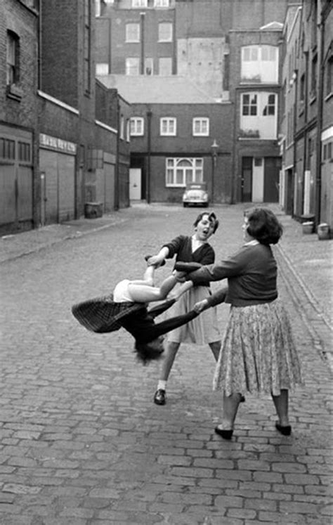 Funny Vintage Photos About Women Vintage Humor Funny Vintage Photos