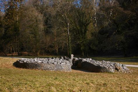parc le breos burial chamber