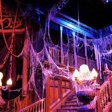 the best halloween decor according to haunted house