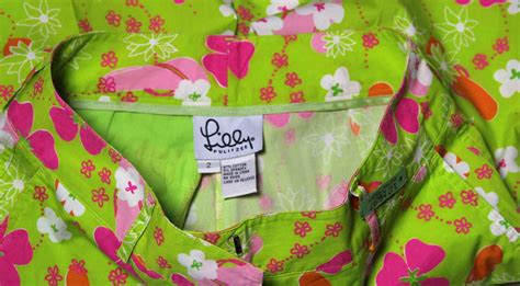 rarely used womens lilly pulitzer pants floral cropped size 2