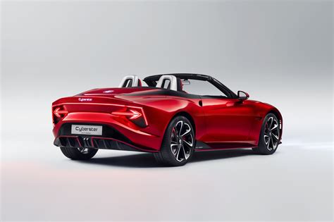 mg introduce  electric roadster