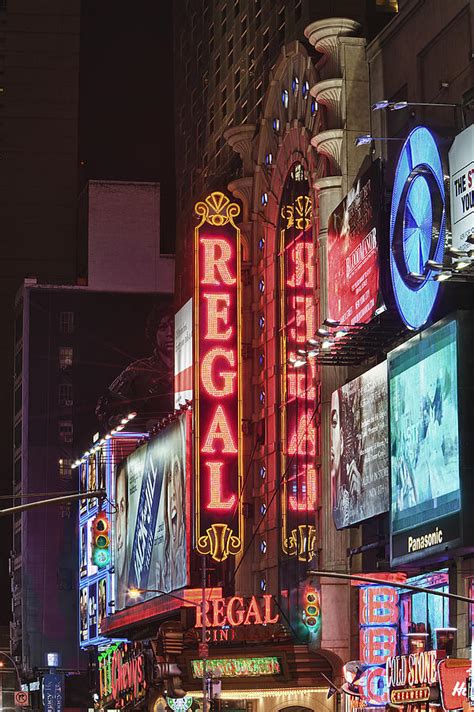 Regal Times Square 42nd Street Photograph By Kenneth Ortiz