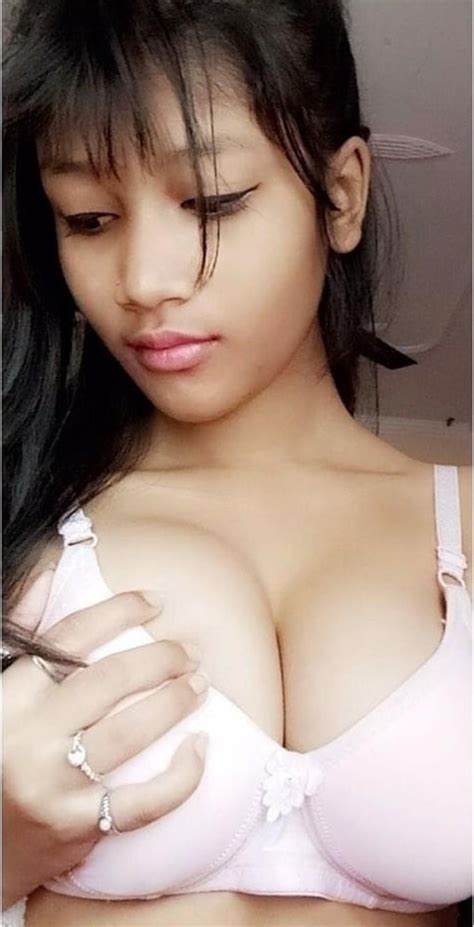 Indian Ex Gf Nude Topless Handbra Leaked Pics Monika
