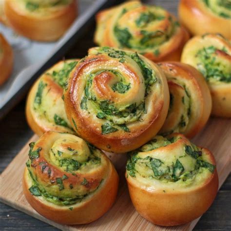 spinach  ricotta rolls  baking journey