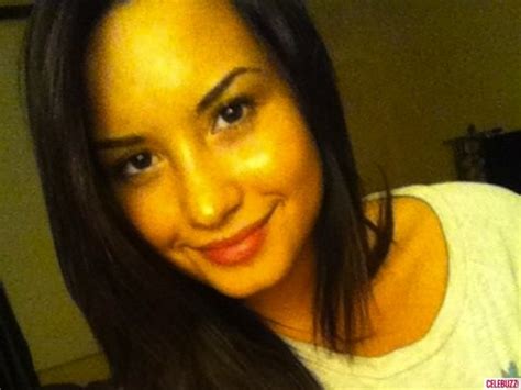 Celebrities No Makeup Demi Lovato Without Makeup Pictures