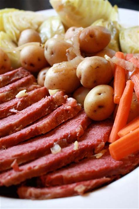 easy and delicious slow cooker corned beef and cabbage for
