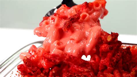 flamin hot cheetos lovers will actually want to marry this red hot mac