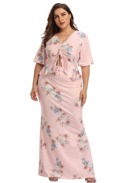 Plus Size Pink Maxi Dress With V Neck And Two Pieces Deisgn