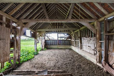 rural idylls  spectacular barns  sale   uk countryside