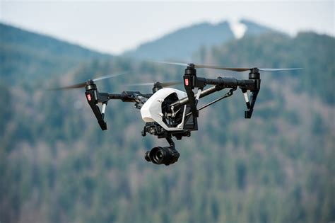 prevent drone crashes  detailed guide  digital trends report