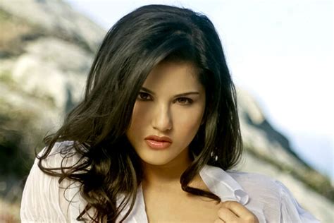 9 Unknown Facts About Sunny Leone We Learned From Her Documentary