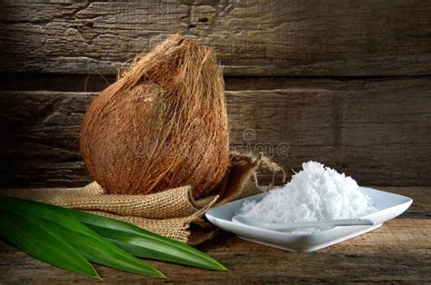 kokosnuss stockbild bild von nahrung frisch bruch