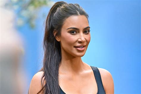 kim kardashian reflects   insecure  fashion   stylist