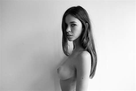 Naked Mariana Almeida Added 07 19 2016 By Bastard