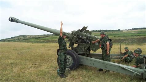 armorama  mm howitzer