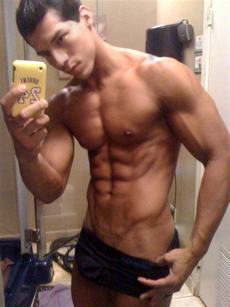 iphone wars battle of the abs part ii manhunt daily