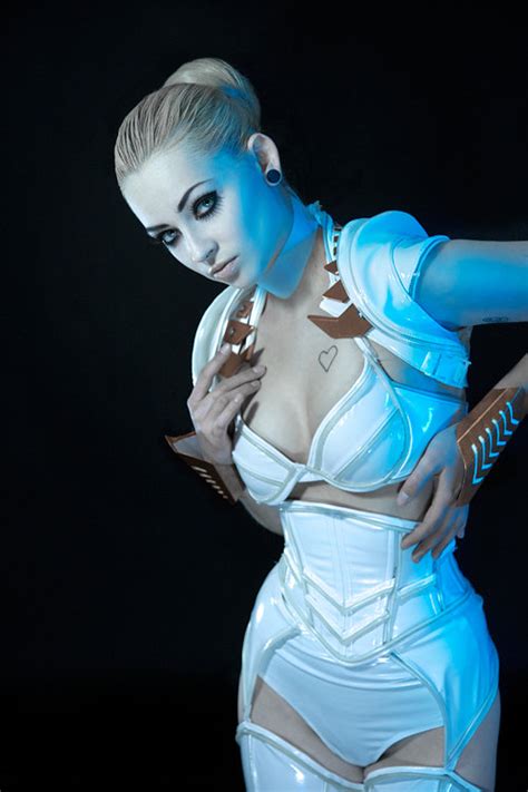 the sexy female tron outfit you can own youbentmywookie