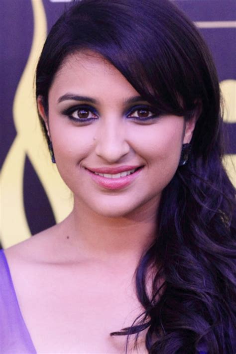 parineeti chopra bollywood actress wallpapers hot pictures