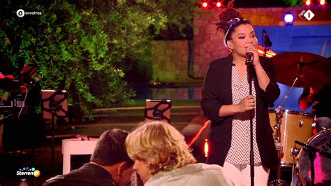 julia zahra zij maakt het verschil de beste zangers van nederland talk show reggae