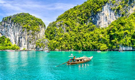 why you should visit thailand in your 20 s miles away
