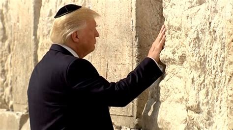 trump    president  visit wailing wall youtube