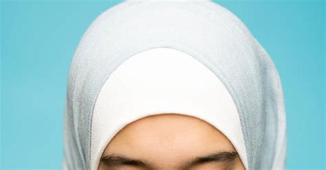 three muslim women forced to remove hijabs for mug shots snag 180g