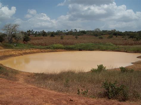 practice manual  small dams pans   water conservation structures  kenya