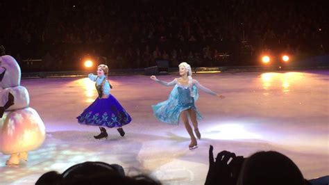 Disney S Frozen On Ice Anna And Elsa Closing Ceremony Youtube