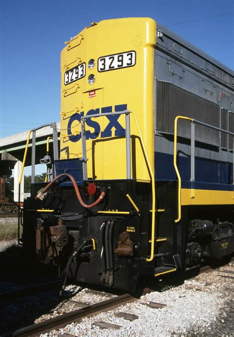 csx ge ub locomotive    spotted   siding flickr