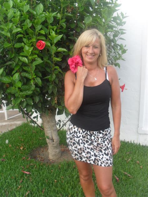 Sue C8fa197 49 From Manchester Is A Local Granny Looking For Casual