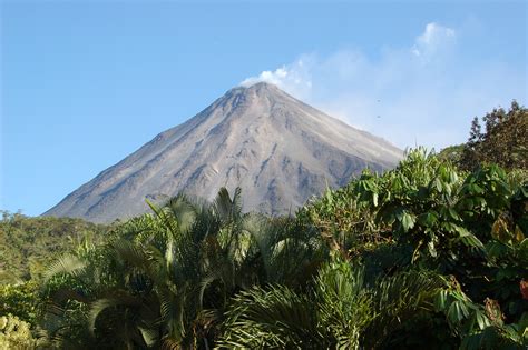 filearenal volcano costa rica  ardyiiijpg wikimedia commons