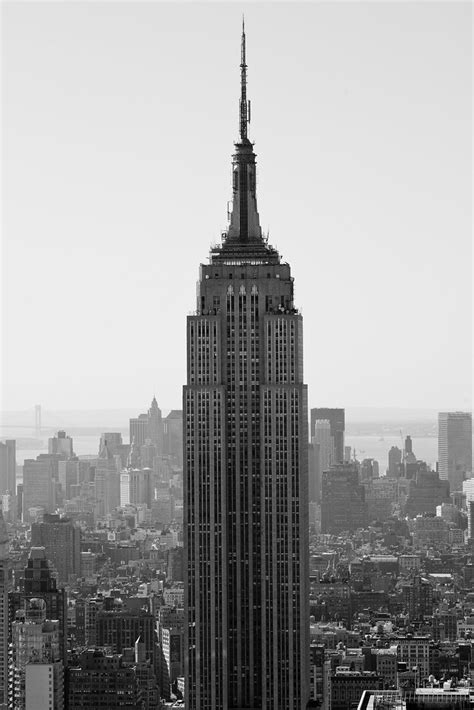 midtown  empire state building  ft  fl