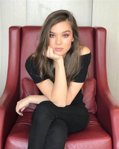 Hailee Steinfeld Sexy 30 Photos The Fappening