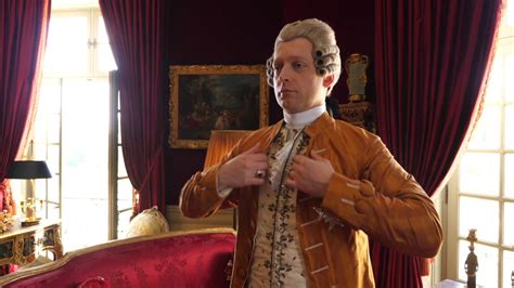 french gentleman getting dressed in the 18th century