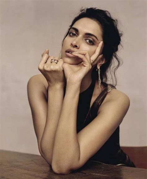 Deepika Padukone You Are The Mirror Of Divine Beauty This Subtle