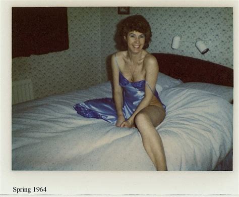 cheating wife polaroid porno archive