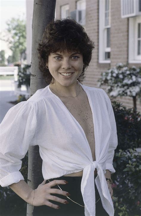 erin moran happy showing the freckles go all the way down remembering