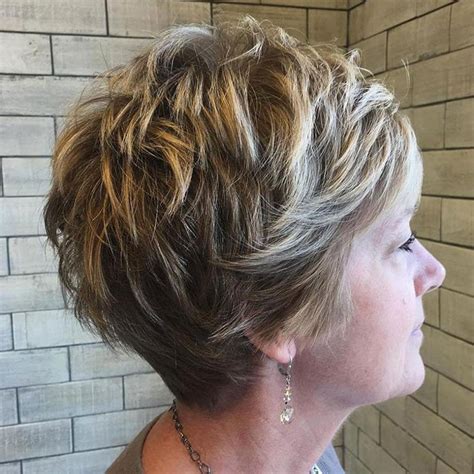 22 Chic And Classy Short Hairstyles For Women Over 50 Topwomenmagazine