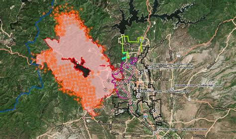 interactive map     carr fire burning  shasta county redding california fire map
