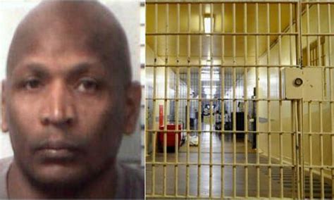 georgia prison guard pleads guilty to sexually assaulting