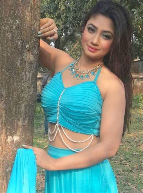 Achol Akhi Bangladeshi Model Actress Biography And Photos