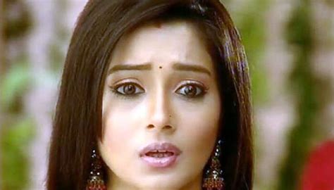 tv actress tina dutta faces sexual harassment in flight फ्लाइट में