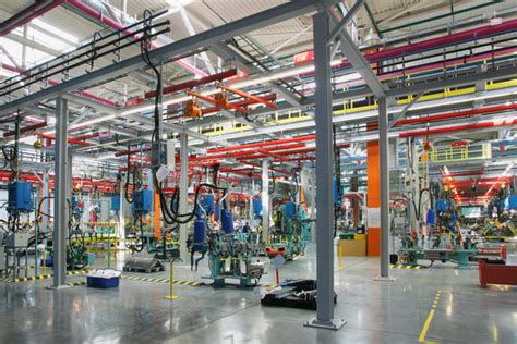 google cloud siemens boosting ai processes  manufacturing   collaboration