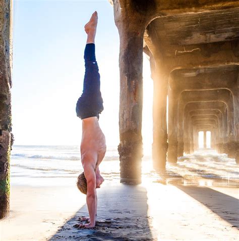 yoga yogainspiration yoga handstand yoga handstand poses yoga poses