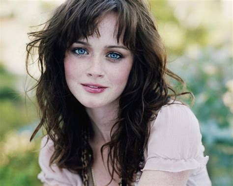 alexis bledel hd wallpapers celebrity insights